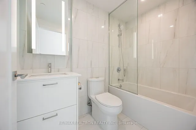 Additional property image - 30 Inn On The Park Dr Unit 1510