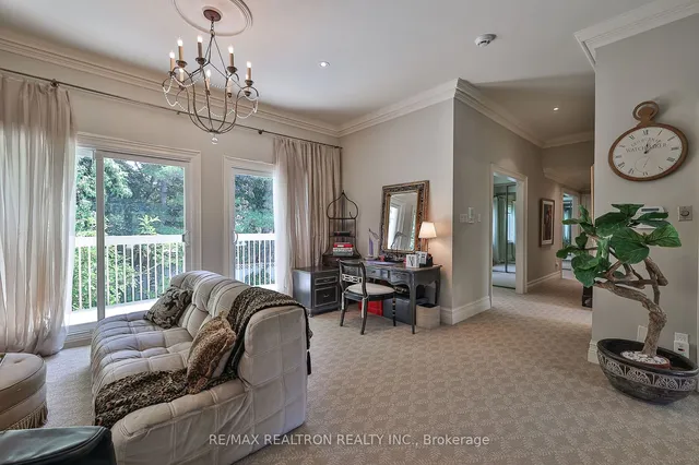Additional property image - 192 The Bridle Path