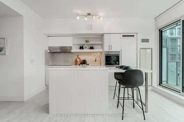 Additional property image - 39 Sherbourne St Unit 706