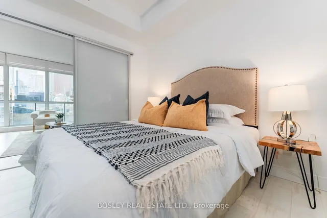 Additional property image - 39 Sherbourne St Unit 706