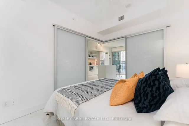 Additional property image - 39 Sherbourne St Unit 706