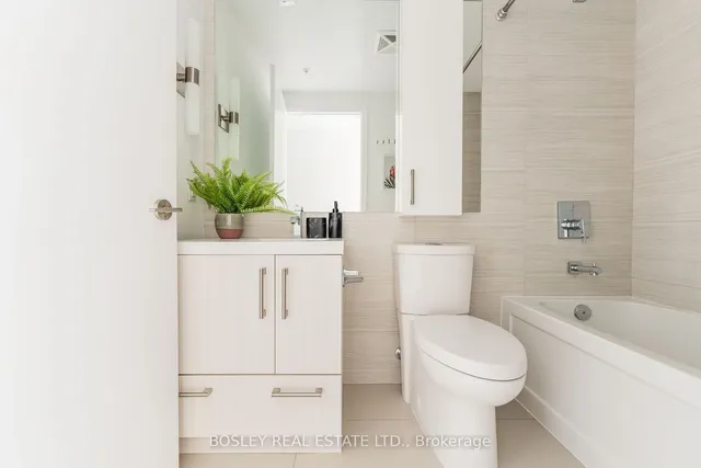 Additional property image - 39 Sherbourne St Unit 706