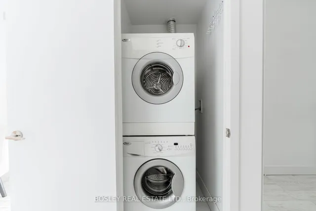 Additional property image - 39 Sherbourne St Unit 706