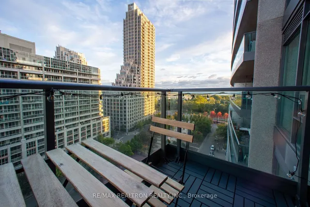 Additional property image - 209 Fort York Blvd Unit 1265
