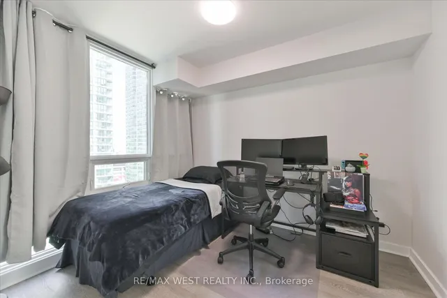 Additional property image - 33 Bay St Unit 1504