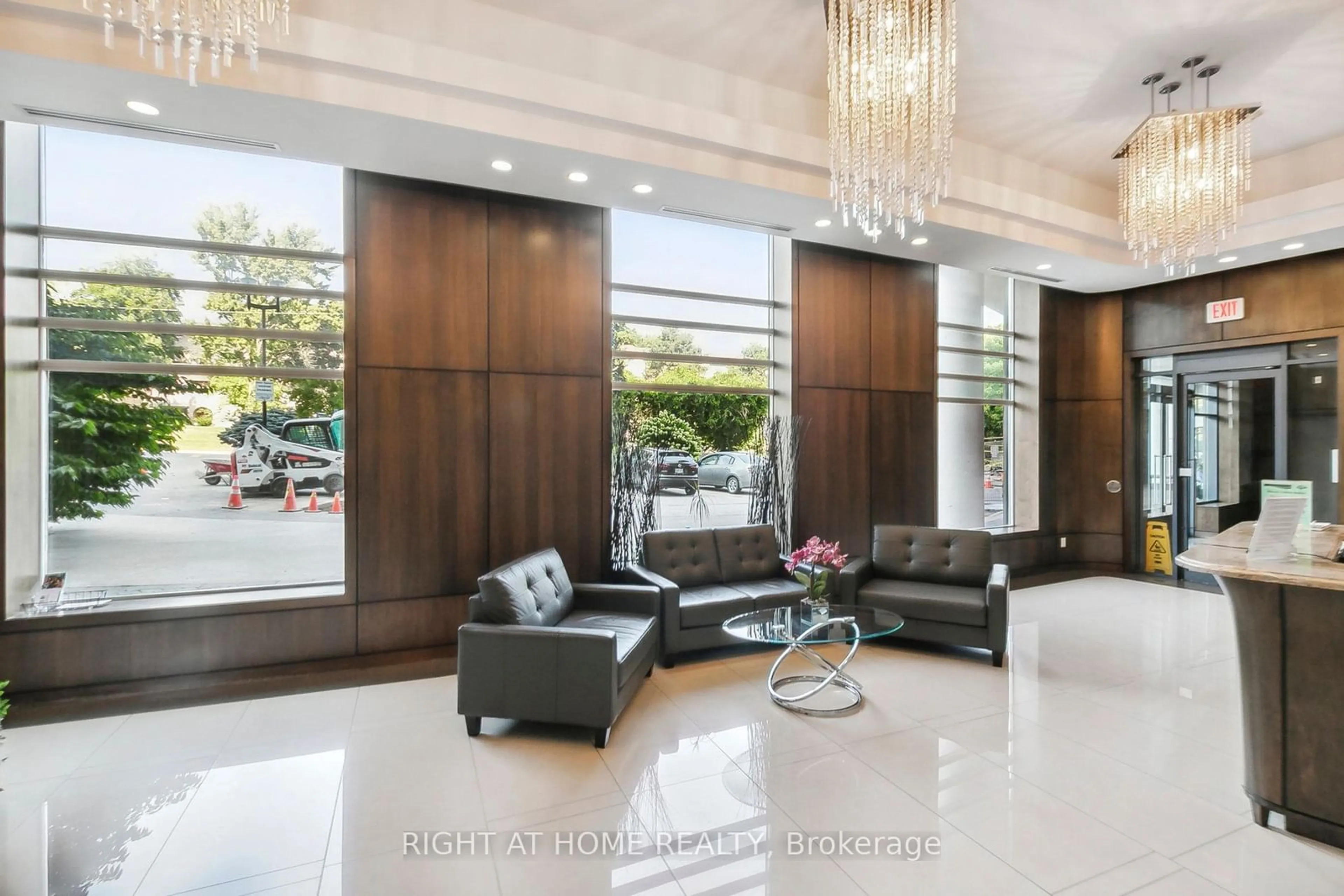 Indoor lobby, wood floors for 18 Valley Woods Rd #PH104, Toronto Ontario M3A 0A1