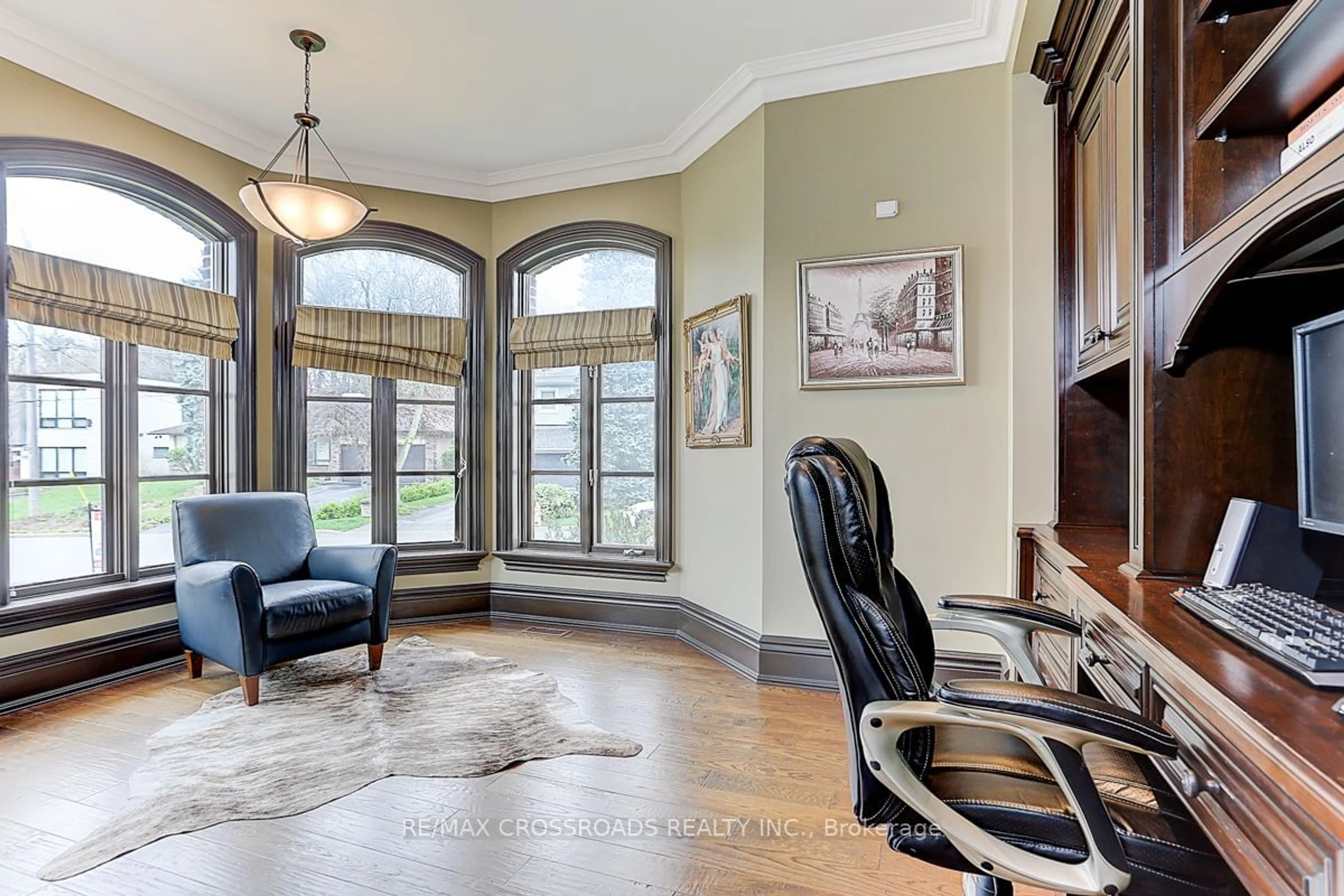 Dining room, wood floors for 2 Sorrel Crt, Toronto Ontario M2K 1T7