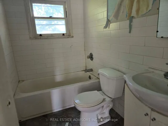 Additional property image - 46 Devondale Ave