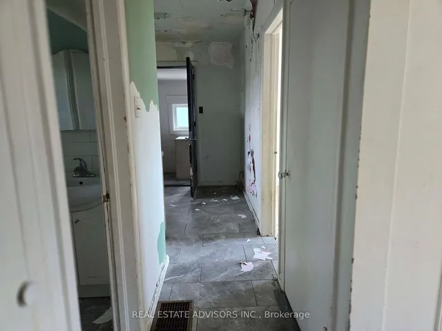 Additional property image - 46 Devondale Ave