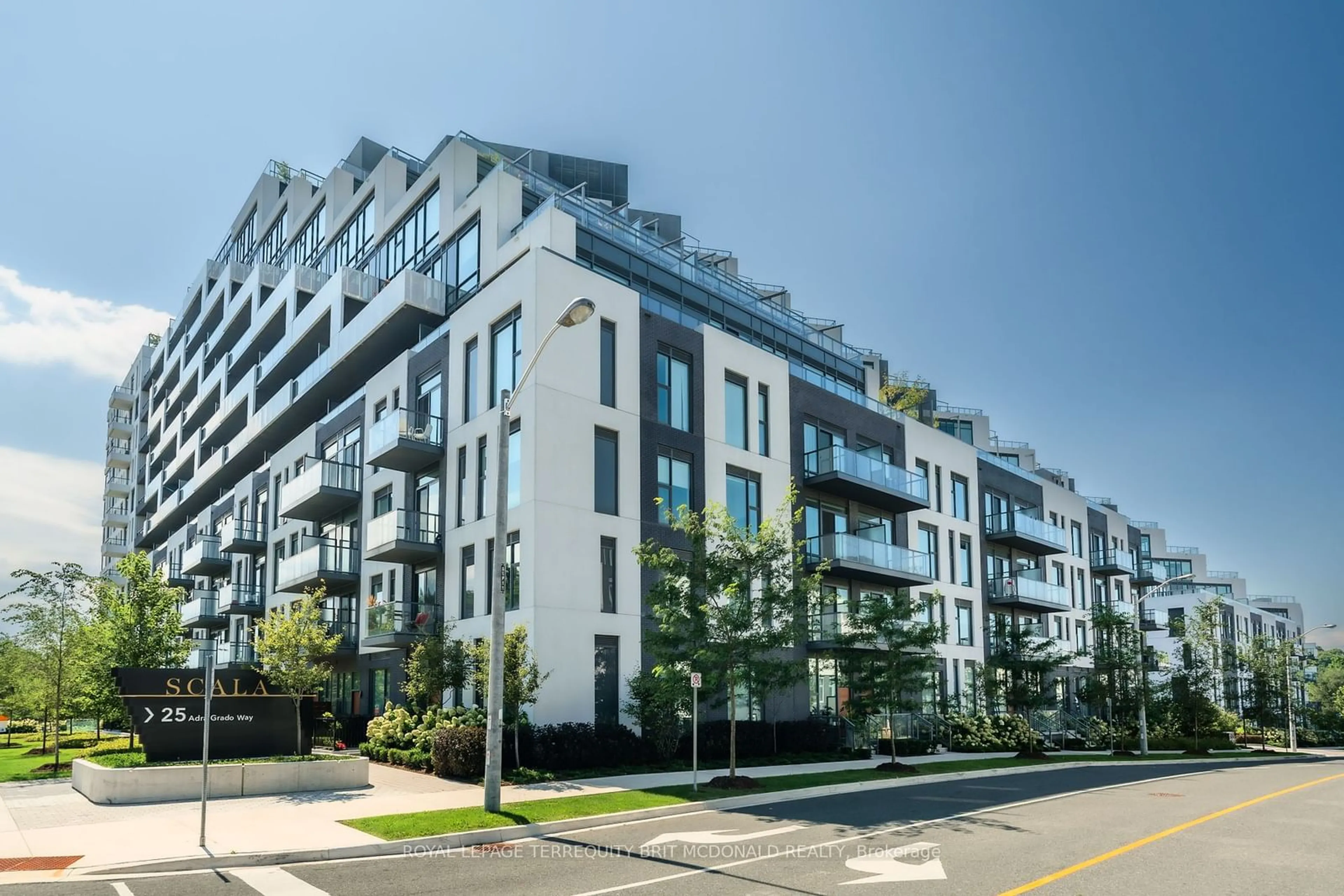 A pic from exterior of the house or condo, the front or back of building for 25 Adra Grado Way #644, Toronto Ontario M2J 0H6