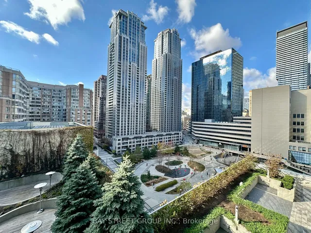 Additional property image - 386 Yonge St Unit 720