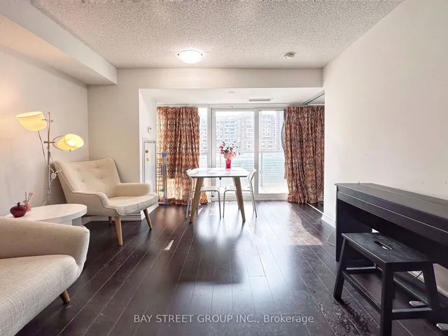 Additional property image - 386 Yonge St Unit 720