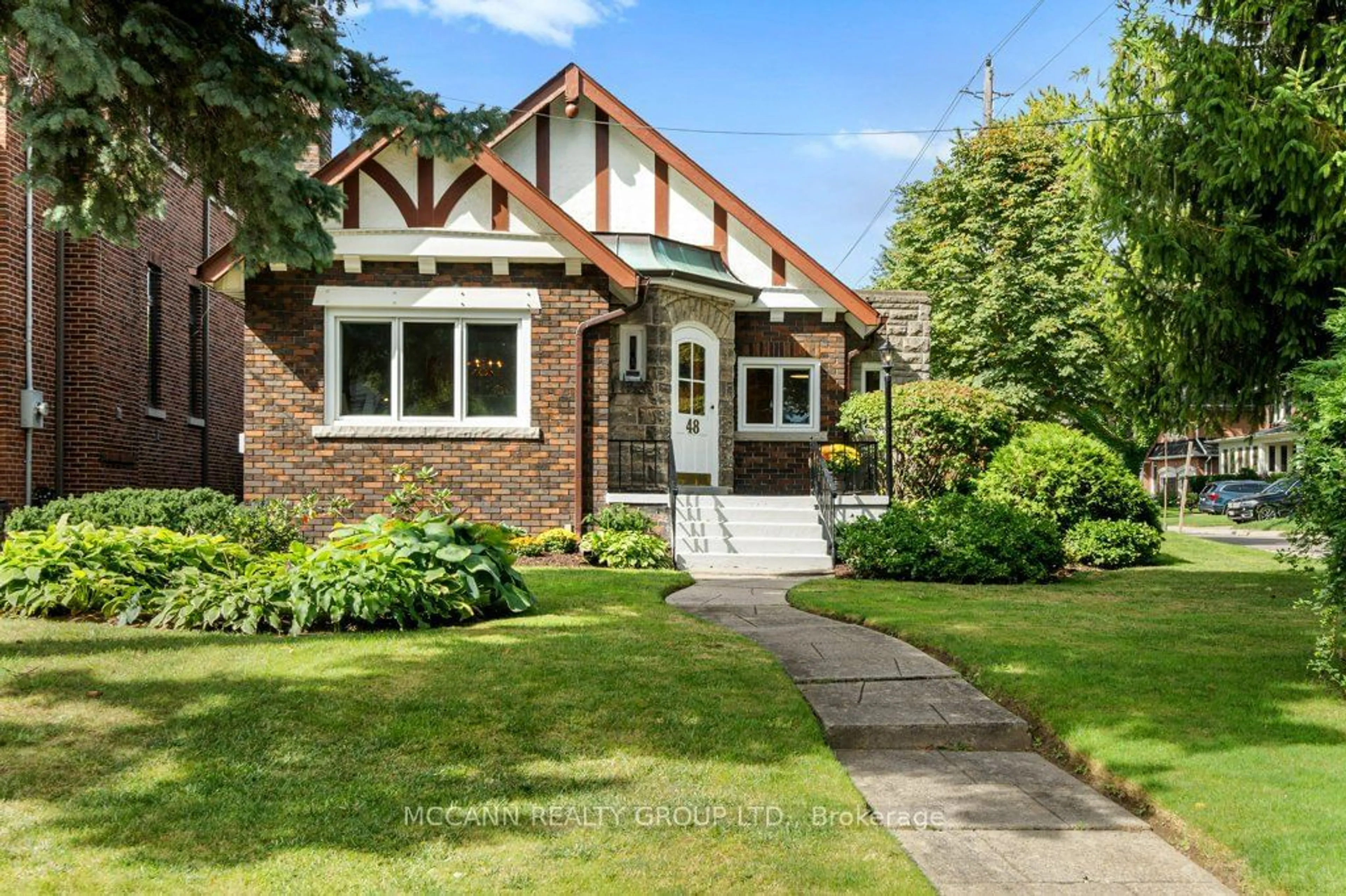 Frontside or backside of a home, cottage for 48 Joicey Blvd, Toronto Ontario M5M 2S9