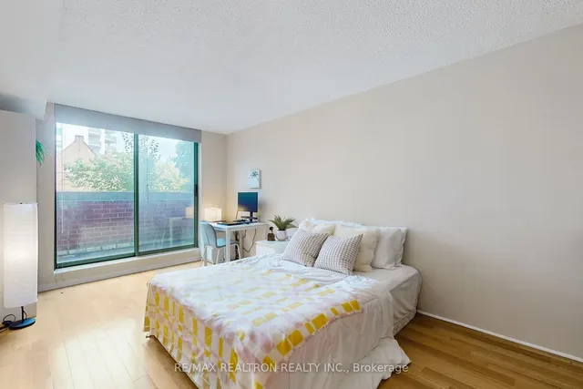 Additional property image - 95 Prince Arthur Ave Unit 311