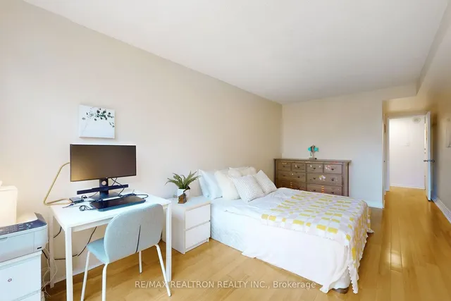 Additional property image - 95 Prince Arthur Ave Unit 311