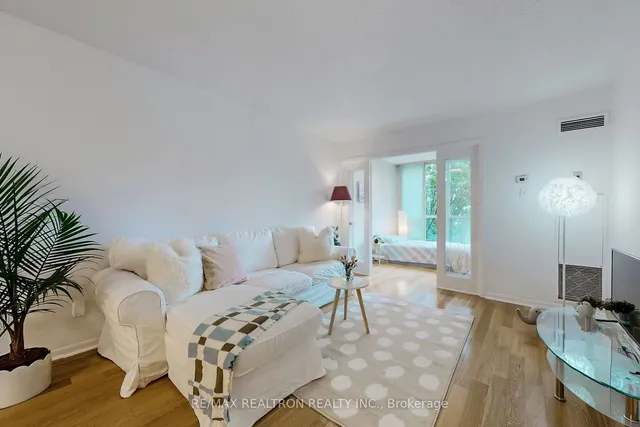 Additional property image - 95 Prince Arthur Ave Unit 311
