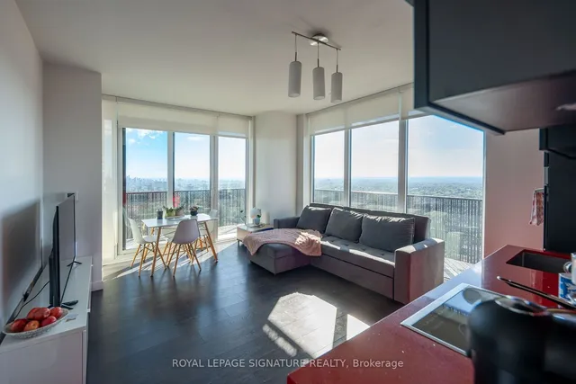 Additional property image - 8 Eglinton Ave Unit 3802
