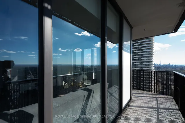 Additional property image - 8 Eglinton Ave Unit 3802