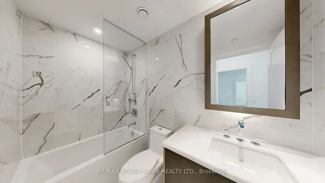Additional property image - 455 Wellington St Unit 806