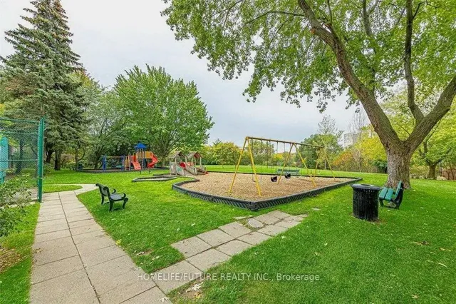 Additional property image - 60 Pavane Linkway Unit 1201