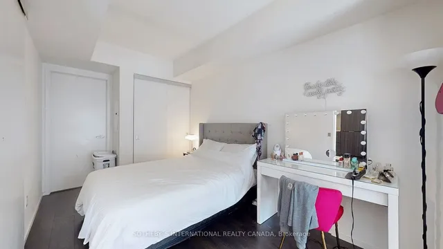 Additional property image - 159 Dundas St Unit 705