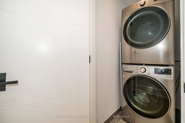 Additional property image - 30 Kellythorne Dr