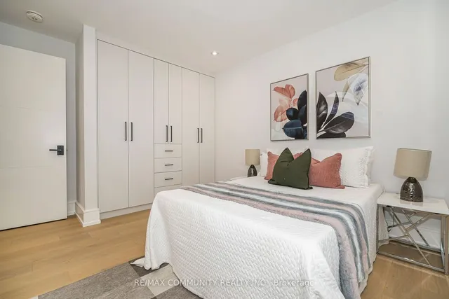 Additional property image - 30 Kellythorne Dr