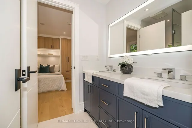 Additional property image - 30 Kellythorne Dr