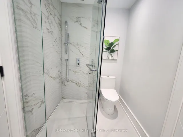 Additional property image - 30 Kellythorne Dr