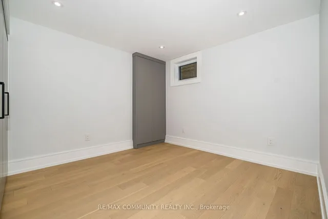 Additional property image - 30 Kellythorne Dr