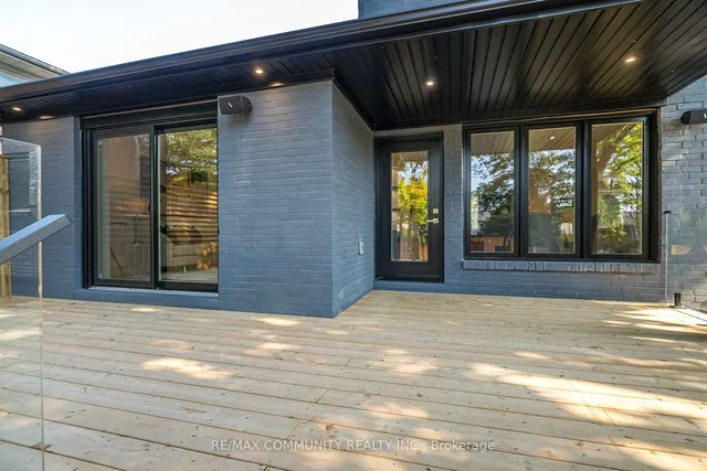 Additional property image - 30 Kellythorne Dr