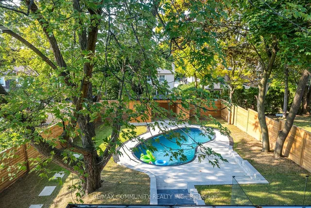 Additional property image - 30 Kellythorne Dr