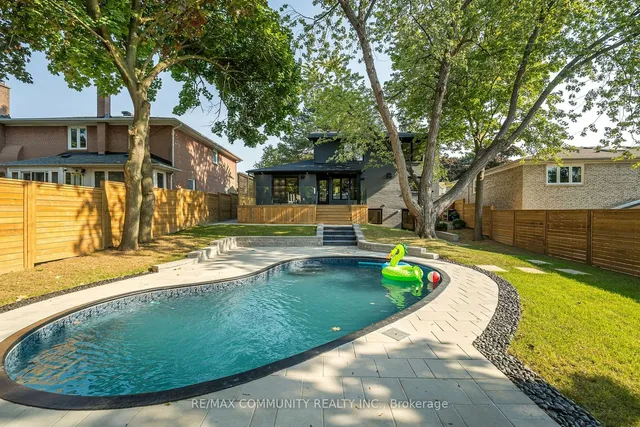 Additional property image - 30 Kellythorne Dr