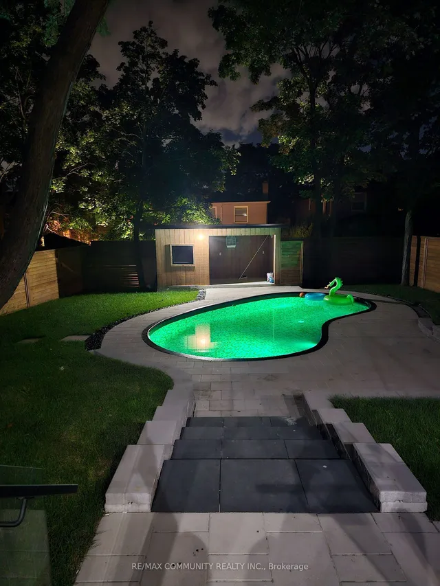 Additional property image - 30 Kellythorne Dr