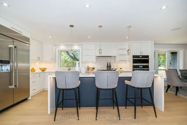 Additional property image - 30 Kellythorne Dr