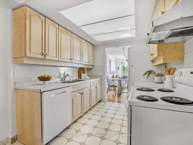 Additional property image - 215 Wynford Dr Unit 903