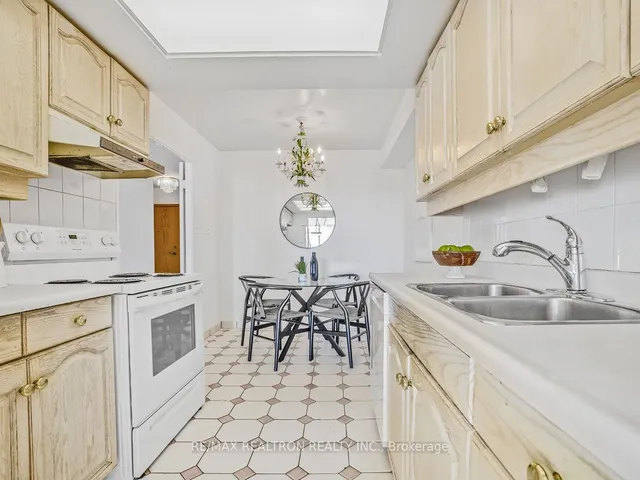 Additional property image - 215 Wynford Dr Unit 903