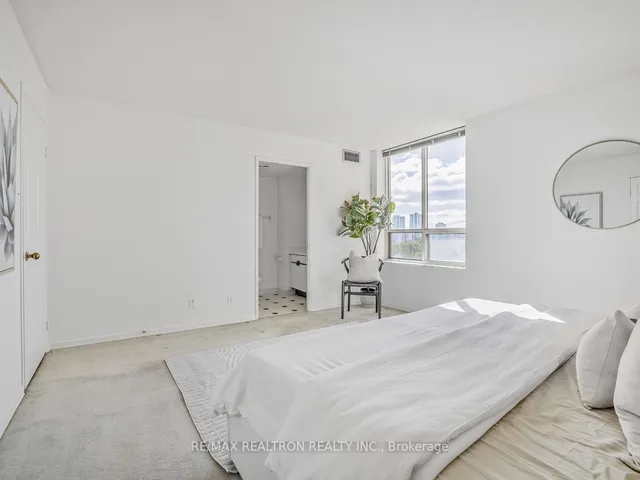 Additional property image - 215 Wynford Dr Unit 903