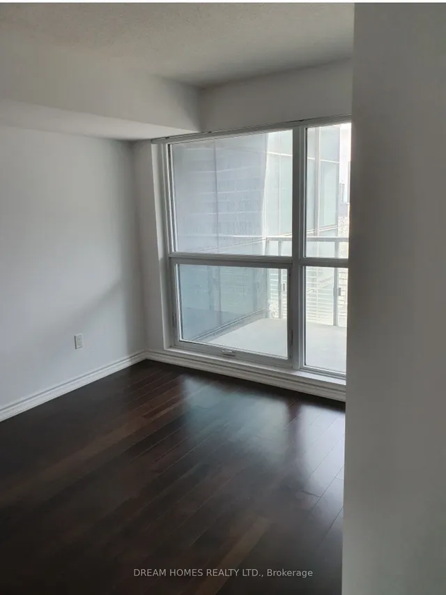 Additional image 4 of 386 Yonge St Unit 1610