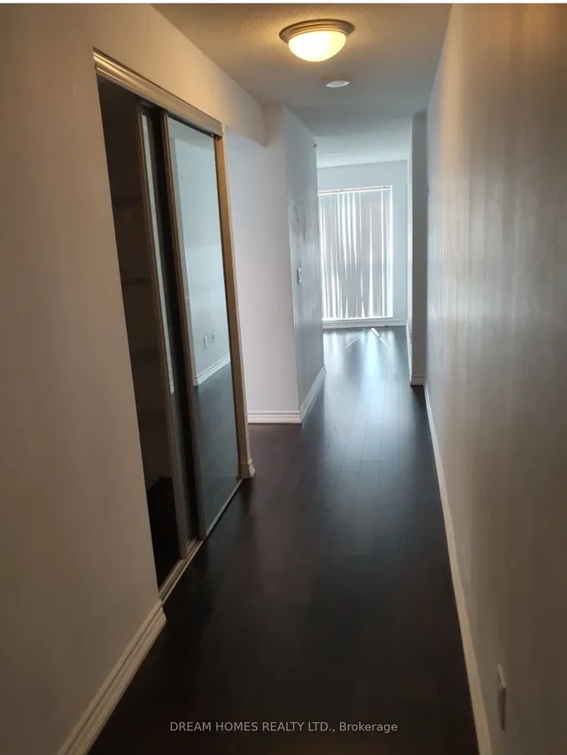 Additional image 3 of 386 Yonge St Unit 1610
