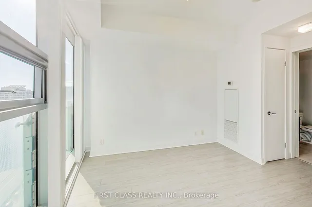 Additional property image - 12 York St Unit 2003