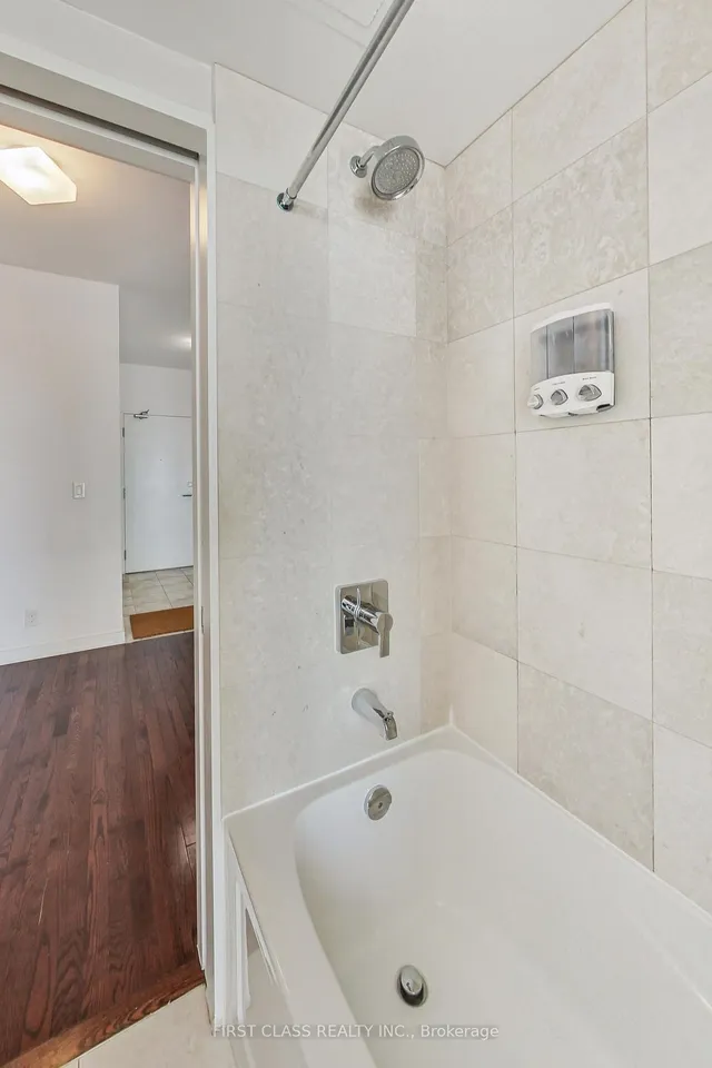 Additional property image - 12 York St Unit 2003