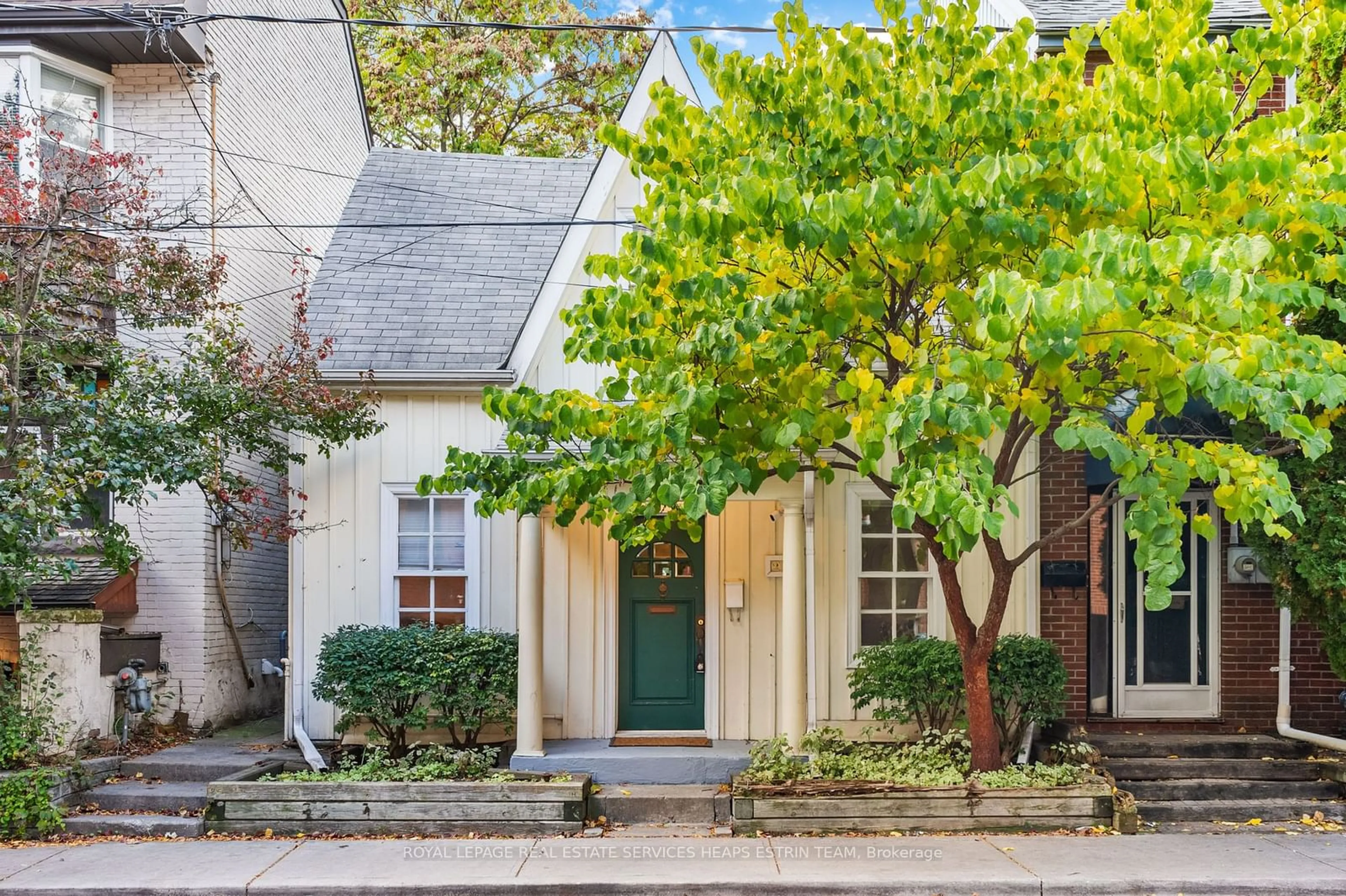 A pic from exterior of the house or condo, the street view for 210 Ontario St, Toronto Ontario M5A 2V5