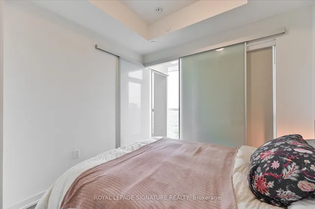 Additional property image - 1 Yorkville Ave Unit 4309