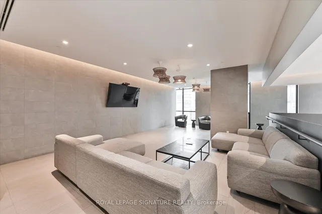 Additional property image - 1 Yorkville Ave Unit 4309