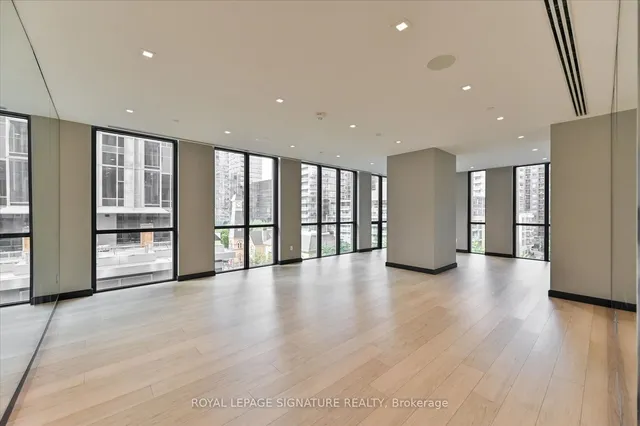Additional property image - 1 Yorkville Ave Unit 4309