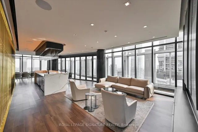 Additional property image - 1 Yorkville Ave Unit 4309
