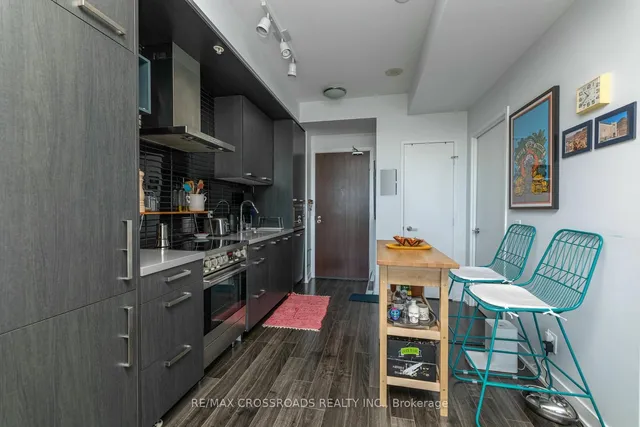 Additional property image - 120 Bayview Ave Unit N612