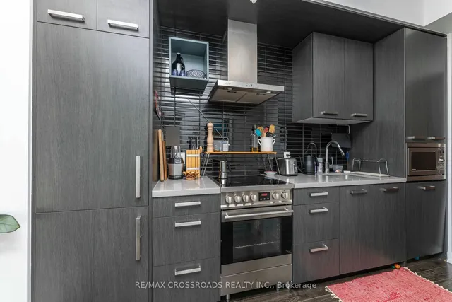 Additional property image - 120 Bayview Ave Unit N612