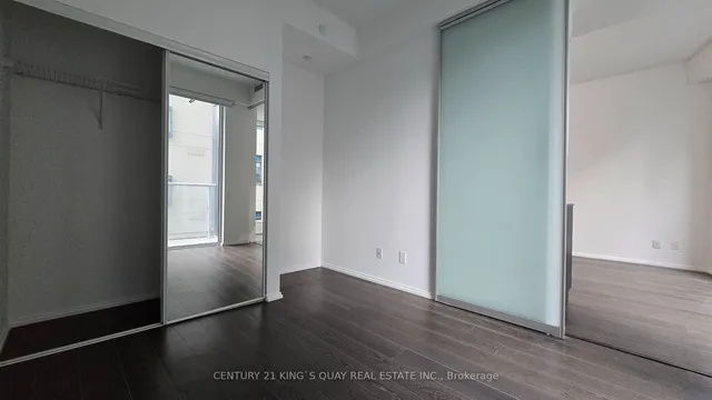 Additional property image - 68 Shuter St Unit 909